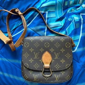Authentic Vintange Louis Vuitton Saint Cloud